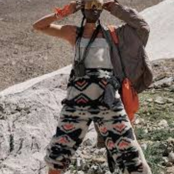 NWOT FREE PEOPLE HIT THE SLOPES FUZZY BIB OVERALLS SZ.S - Picture 2 of 7